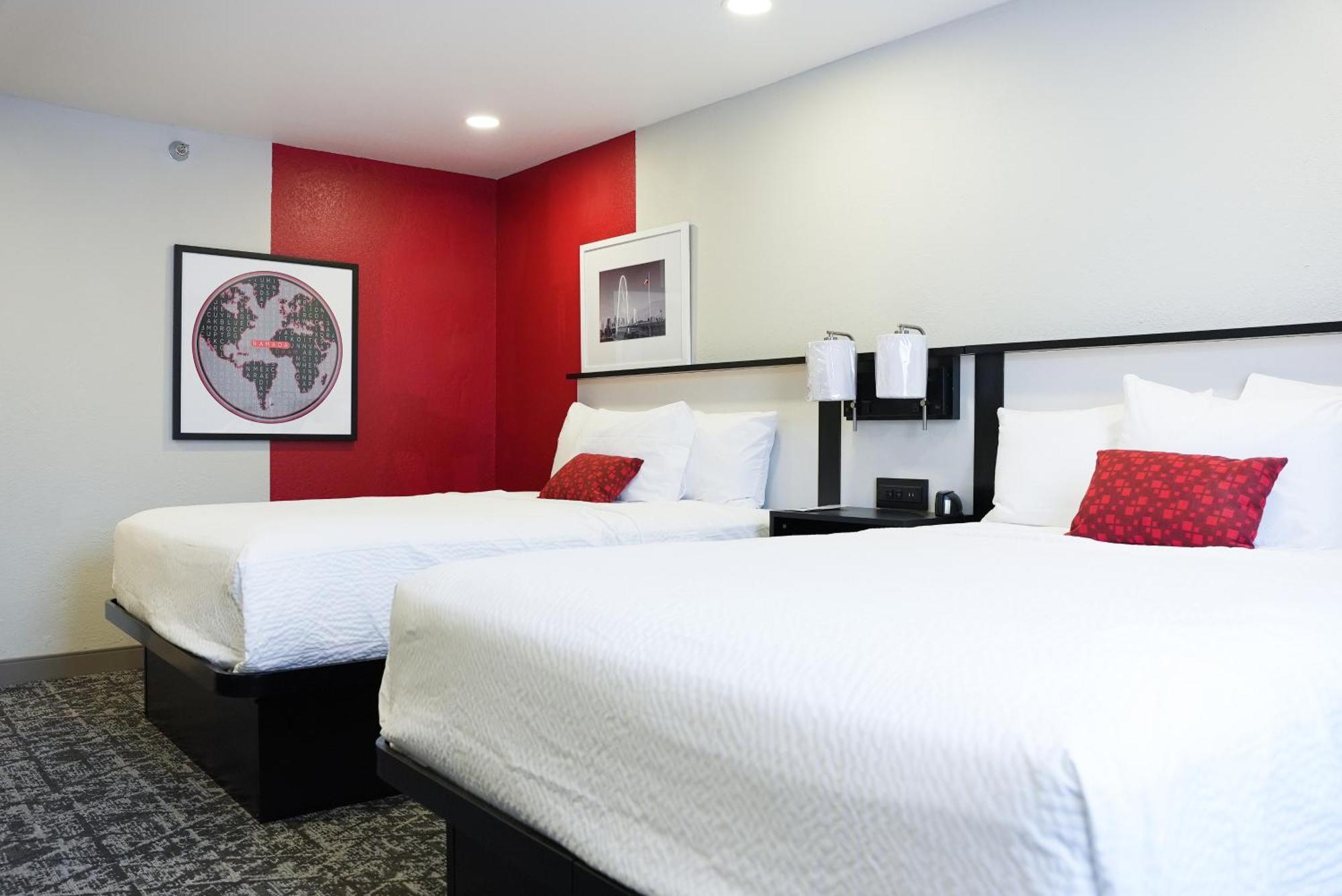 Ramada By Wyndham Dfw Airport Hotel Irving Exterior photo